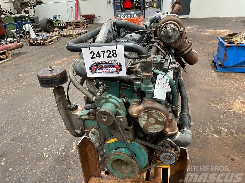Volvo TD73KCF motor ex. Volvo A25C, s/no. V8942 Moottorit