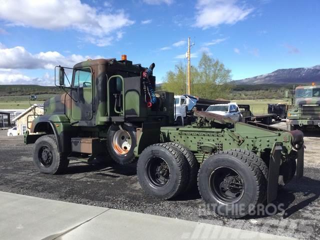 Freightliner FLD 120 Recovery vehicles