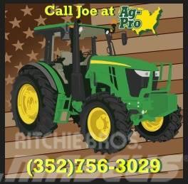 John Deere 4044R Traktorit