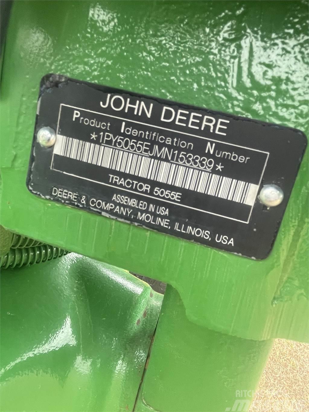 John Deere 5055E Traktorit