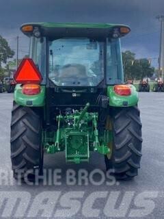 John Deere 5060E Traktorit