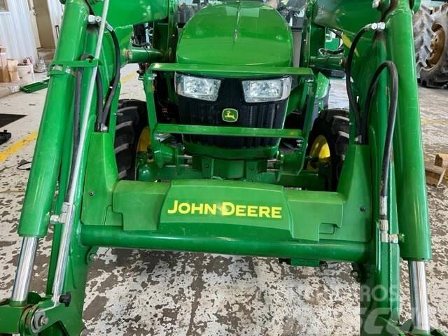 John Deere 5075E Traktorit
