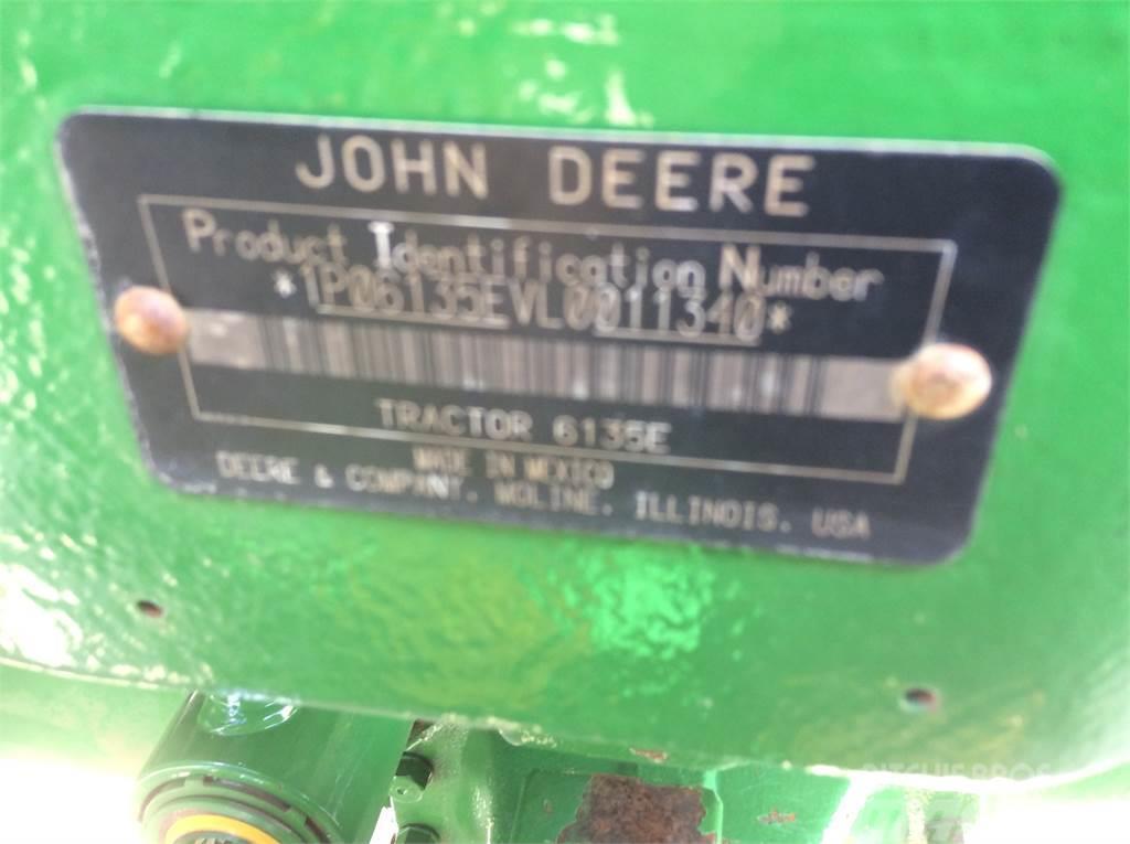 John Deere 6135E Traktorit
