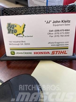 John Deere Z915E 0-kääntösäde leikkurit