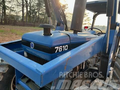 New Holland 7610 Traktorit