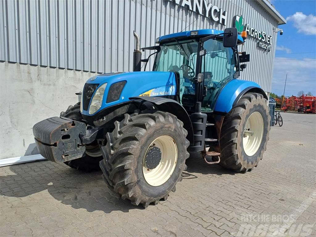 New Holland T7060 Traktorit