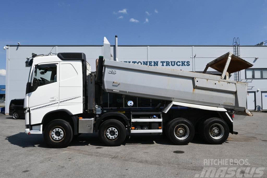 Volvo FH540 8x4 Maansiirto Tipper trucks