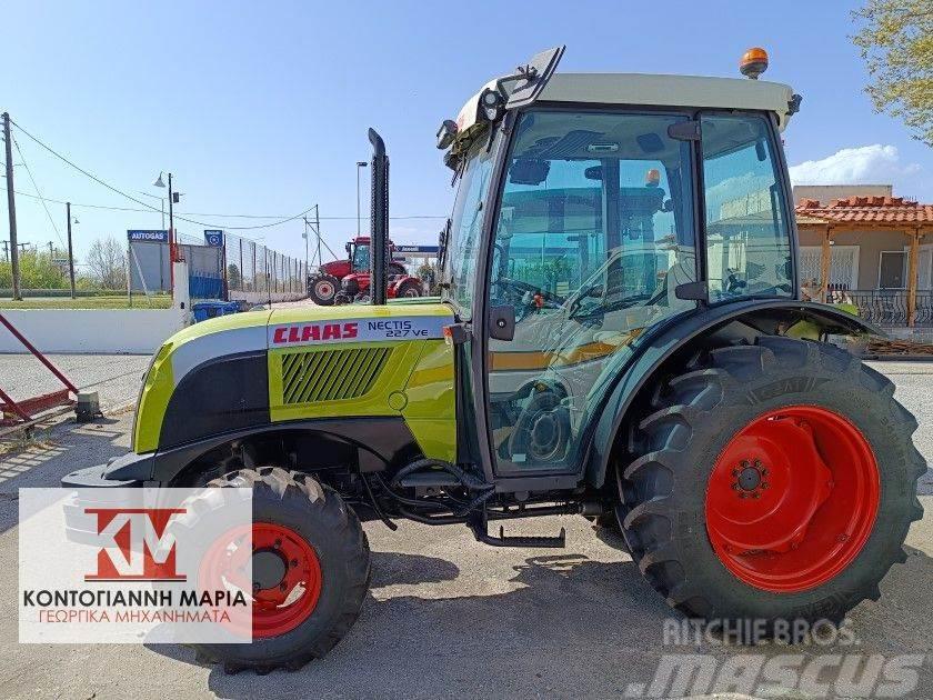 CLAAS NECTIS 227VE Traktorit