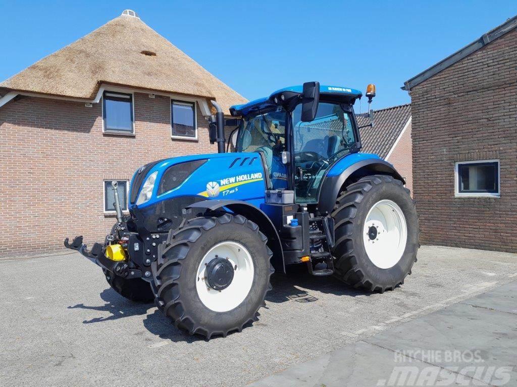 New Holland T7.165s Traktorit
