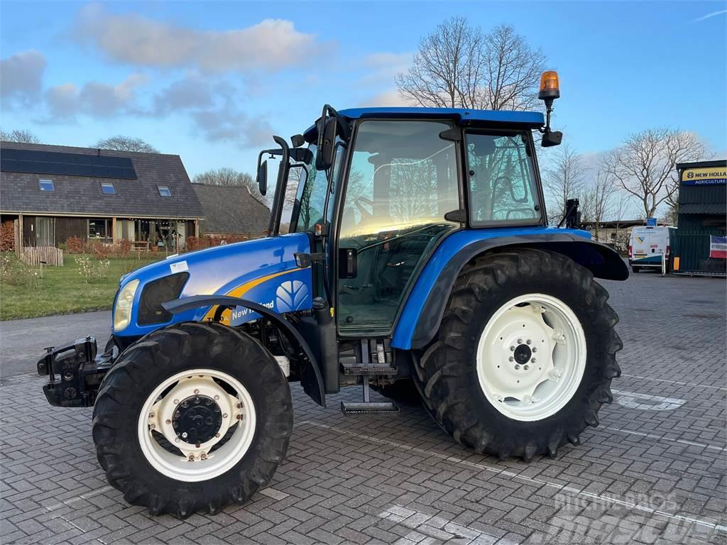 New Holland TL90A Traktorit