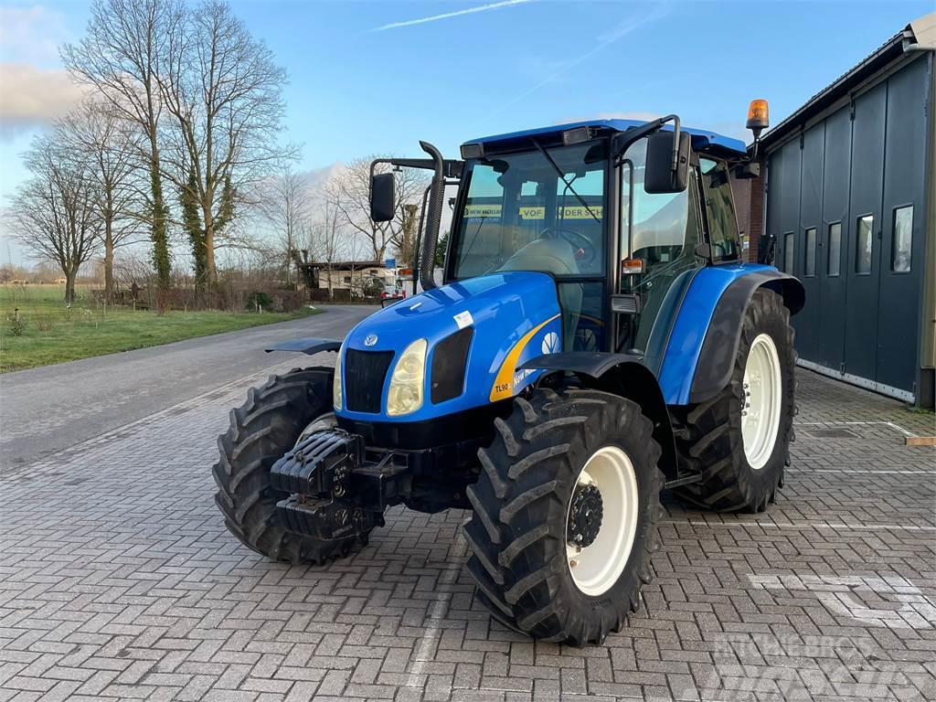 New Holland TL90A Traktorit