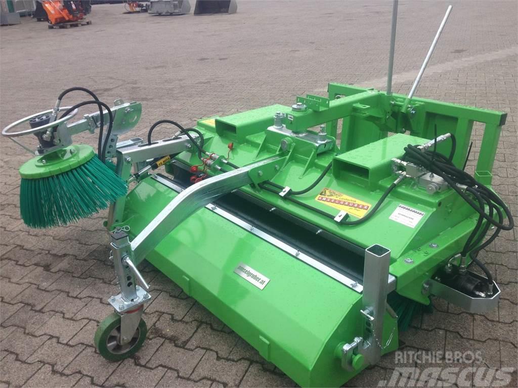  Dominator Kehrmaschine für AVANT Muut maatalouskoneet