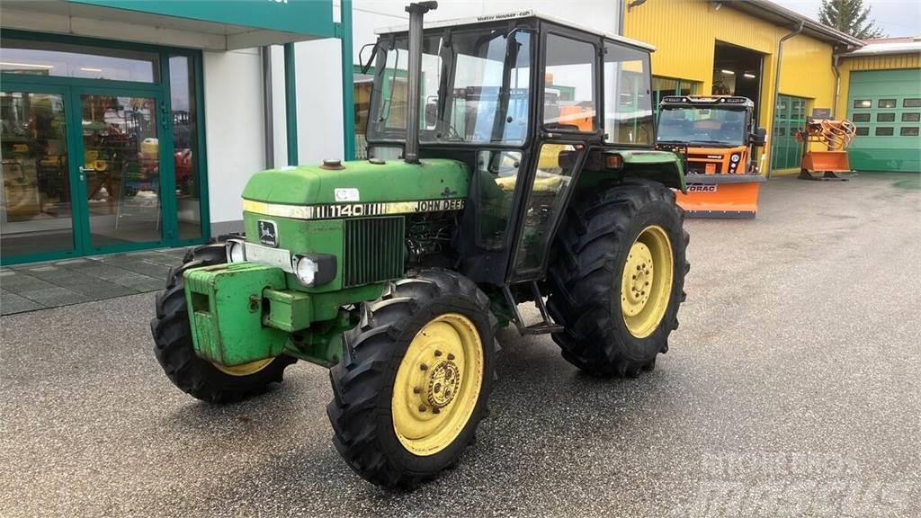 John Deere 1140 A Traktorit