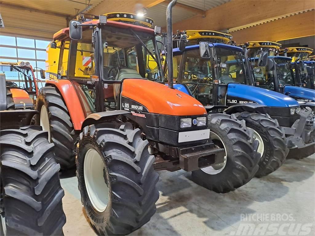 New Holland L 85 DT / 6635 De Luxe Traktorit