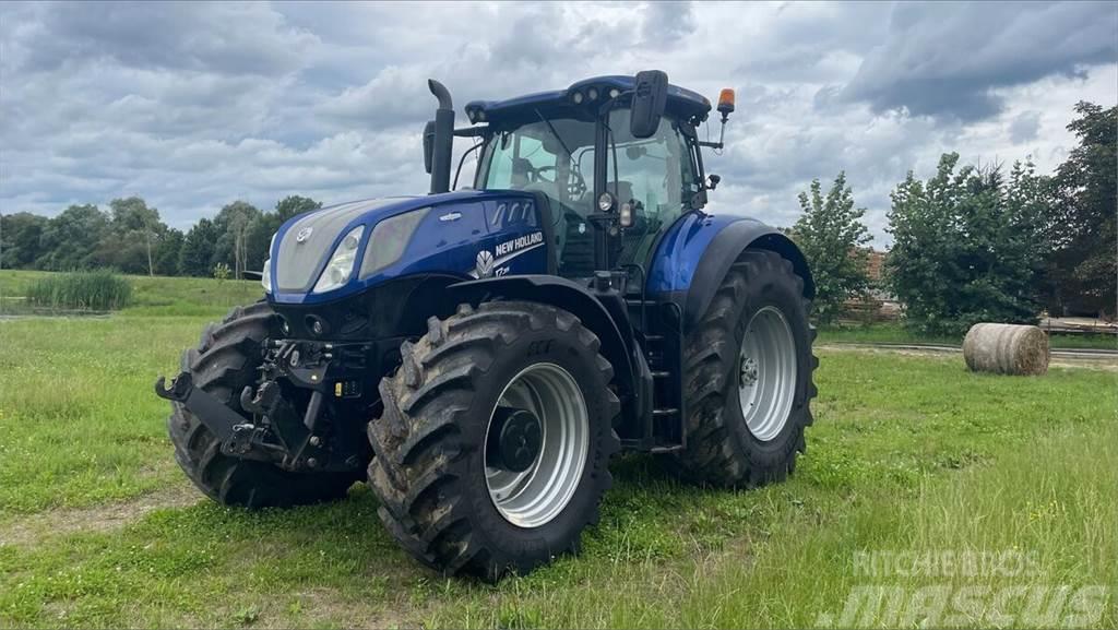 New Holland T7 315 Traktorit