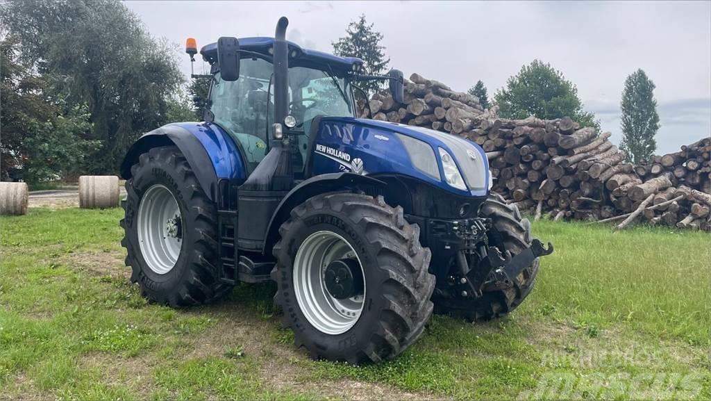 New Holland T7 315 Traktorit