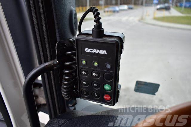 Scania R 440 8x2 HMF 8520 CRANE 38 METERS FLY JIB KRAN Nosturiautot