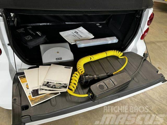 Smart ForTwo Cabrio electric drive Topzustand! Henkilöautot