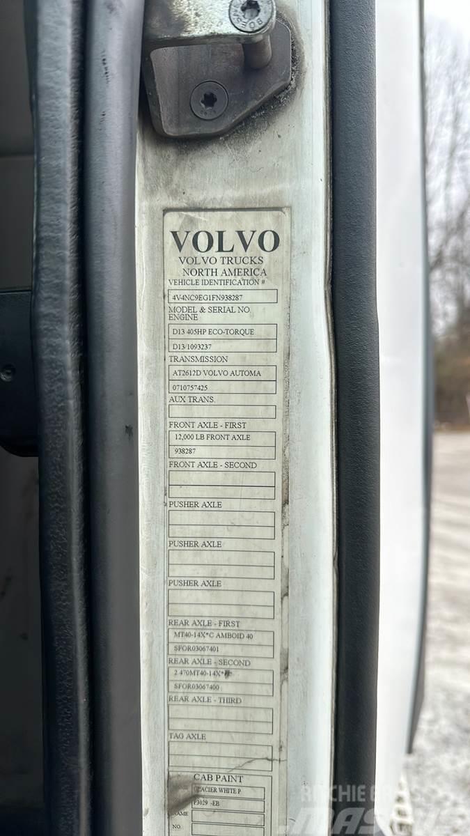 Volvo VNL300 Vetopöytäautot