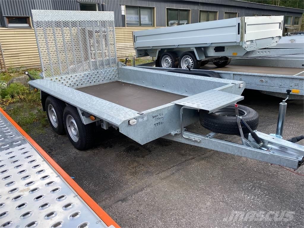 NIEWIADOW Koneenkuljetus 300x166 3500kg Muut perävaunut