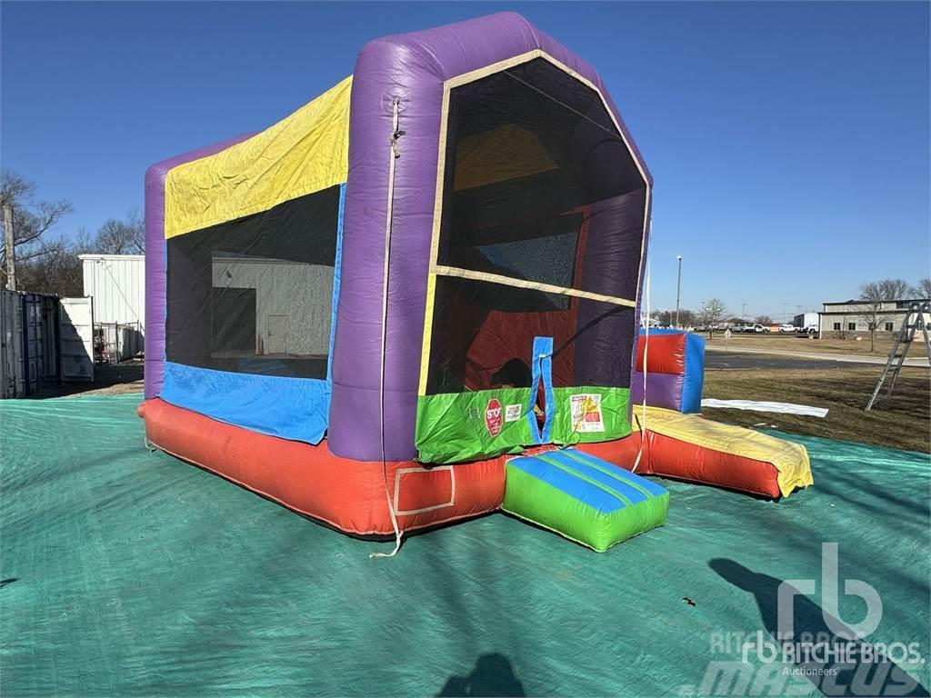  Inflatable Wacky Bounce House Muut koneet
