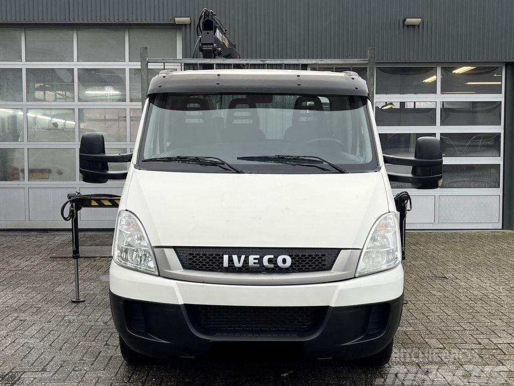 Iveco Daily 40C17 Flatbed + crane - Hiab 026T Flatbed / Dropside trucks