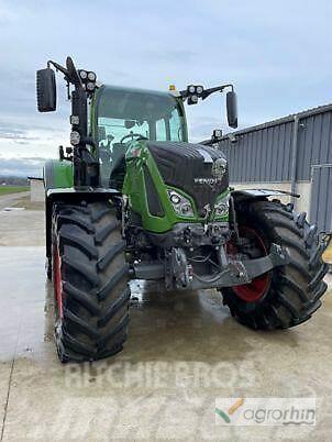 Fendt 722 VARIO S4 PROFI PLUS Traktorit