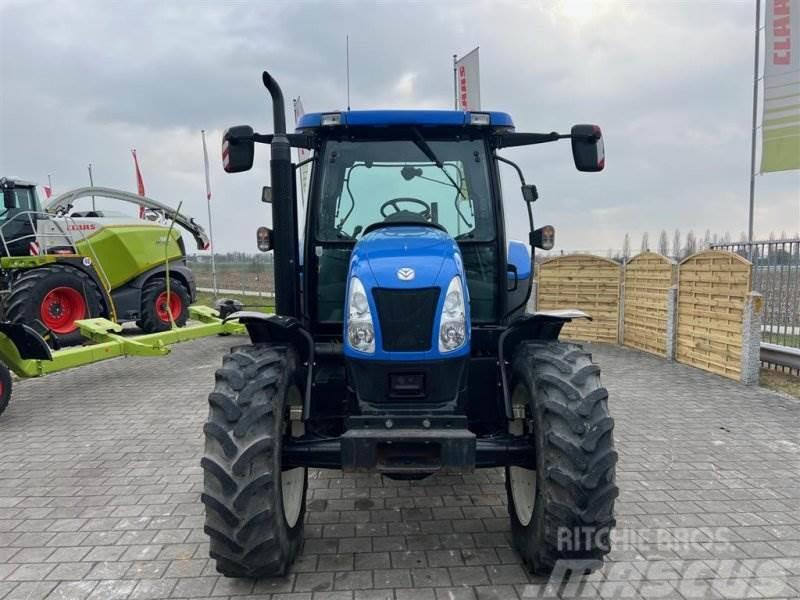New Holland TS 100 Traktorit