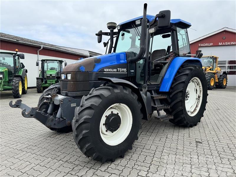 New Holland TS 115 KUN 5300 TIMER! Traktorit