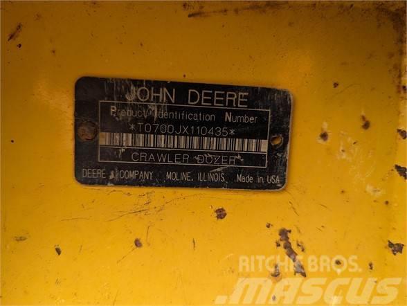 John Deere 700J LT Telaketjupuskutraktorit