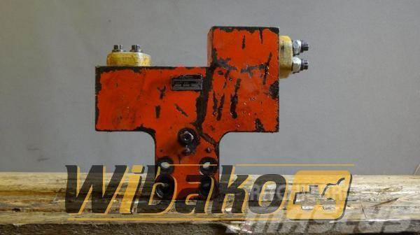 O&K Cylinder valve O&K RH6-22 Muut