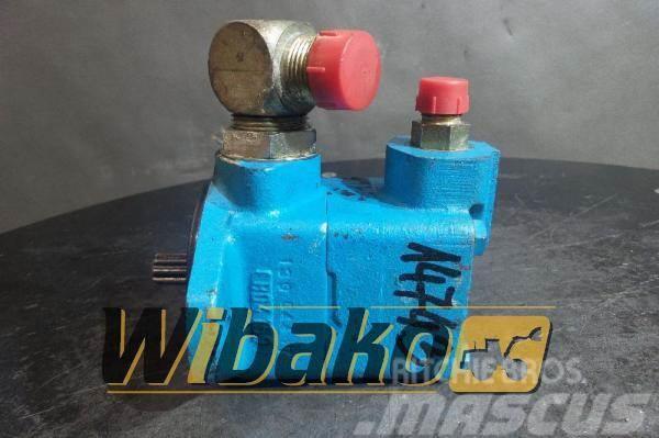 Vickers Hydraulic pump Vickers V101S4S11C20 390099-3 Hydrauliikka