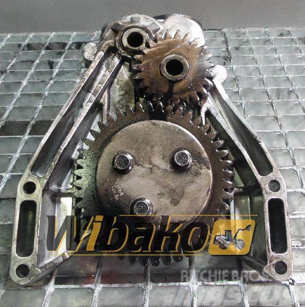 Volvo Oil pump Engine / Motor Volvo D12D 6101726 Engines