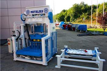 Metalika UVP-533 Universal block making machine