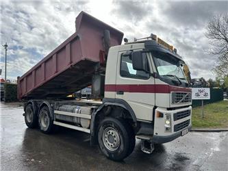 Volvo FM 400 6x6 TRACTOR / TIPPER (DOUBLE USE) - MANUAL