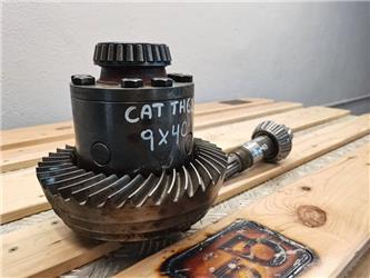 CAT TH 63 {differential 9X40 Clark-Hurth}