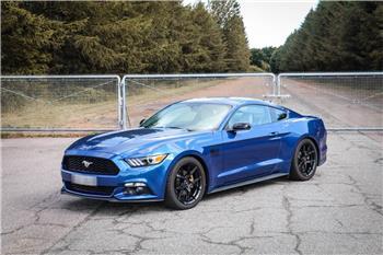 Ford Mustang 2.3L Ecoboost automatgear - 2017 - 52.000 