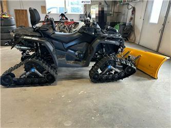 Can-am Outlander 1000 Max XTP with track kit, plow and sa