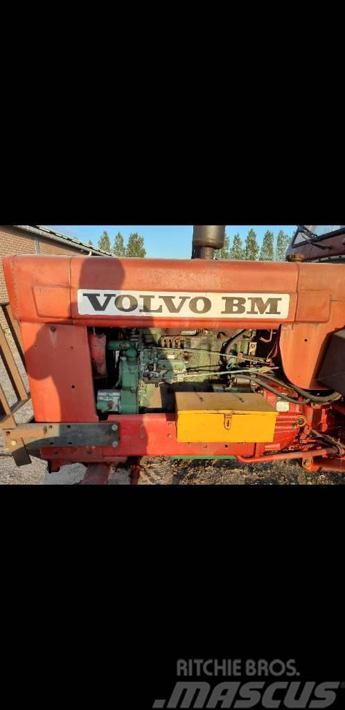 Volvo BM 650 Traktorit