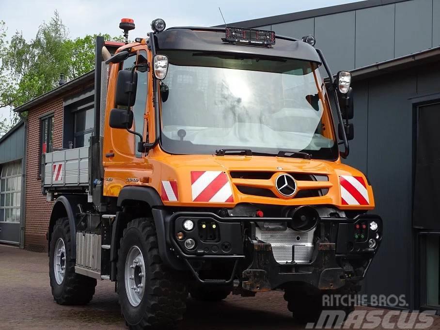 Unimog U218 4X4 3 ZITS HYDRAULIK ZAPFWELLE CAMERA 21TKM Traktorit