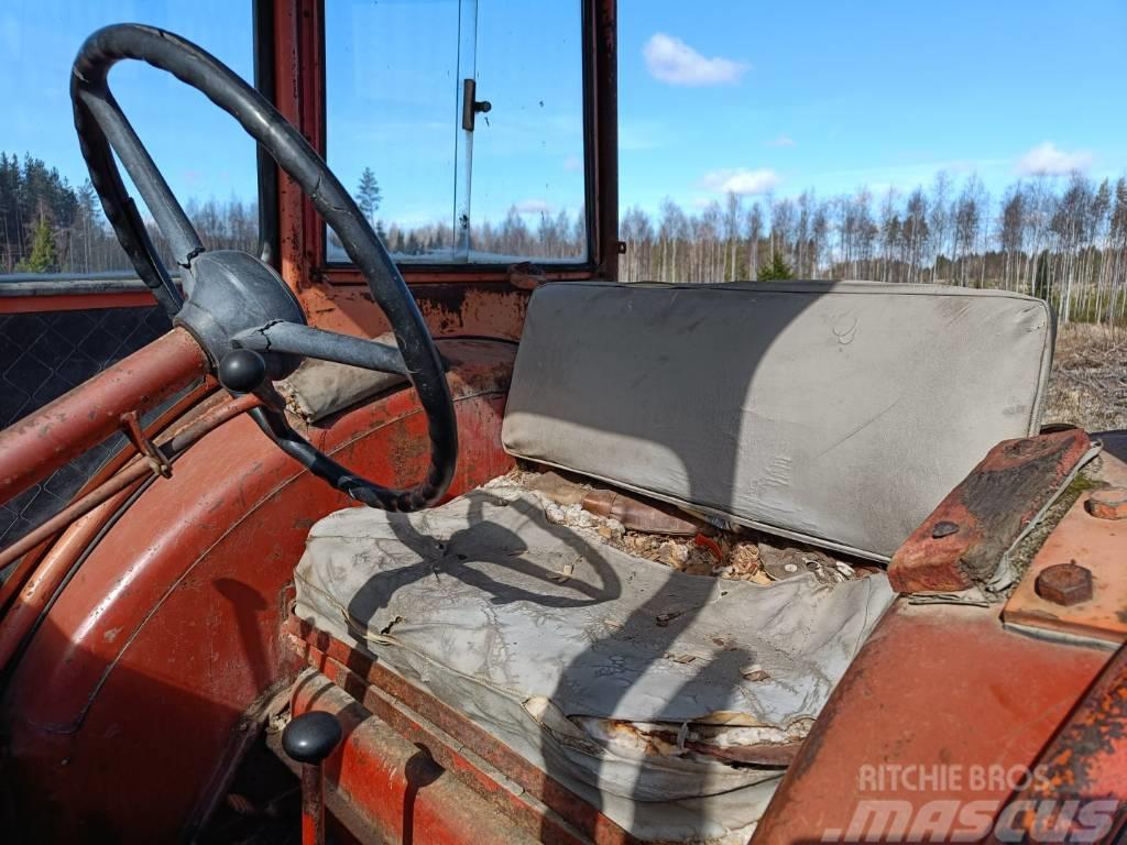 Belarus T40 traktori - VIDEO Traktorit