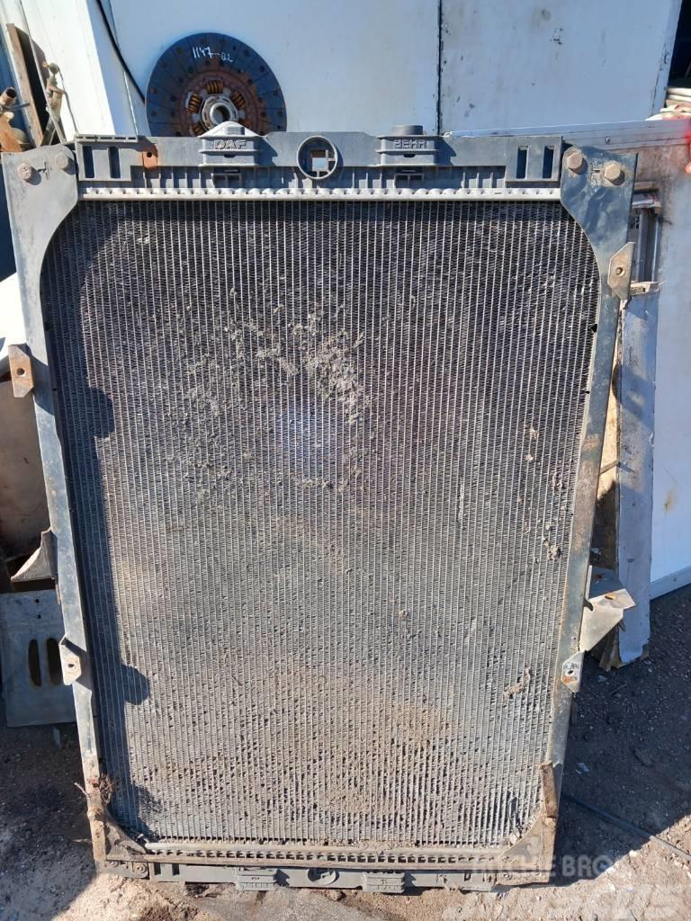 DAF XF95.430 radiator 1617340 Jäähdyttimet