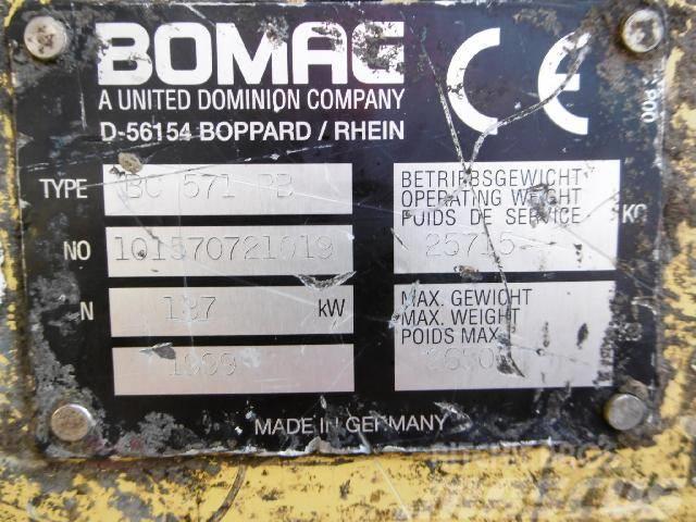 Bomag BC 571 RB Kaatopaikkajyrät