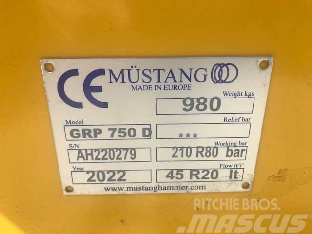 Mustang GRP750 D (+ CW30) sorteergrijper Kourat