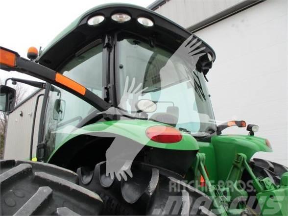 John Deere 8235R Traktorit