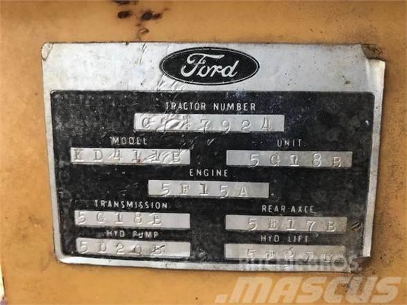 Ford 445A Pyöräkuormaajat