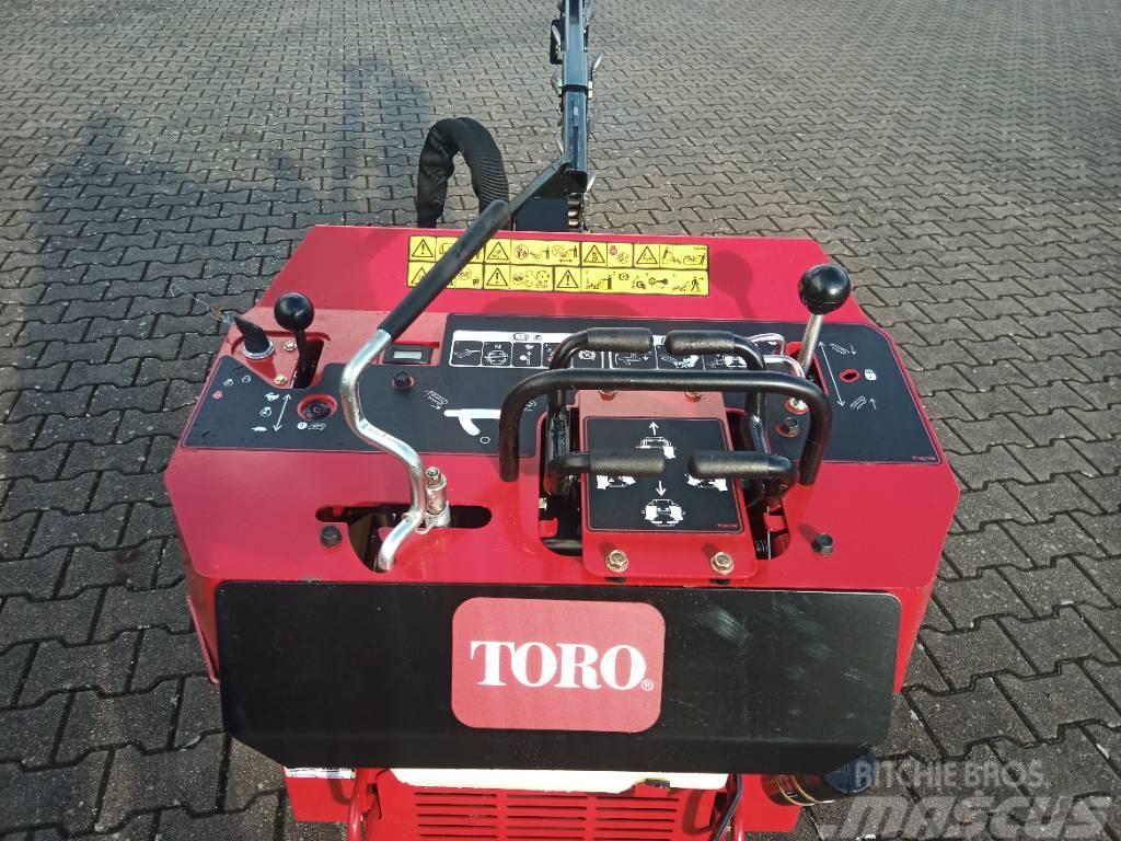 Toro TRX300 Ketjukaivurit