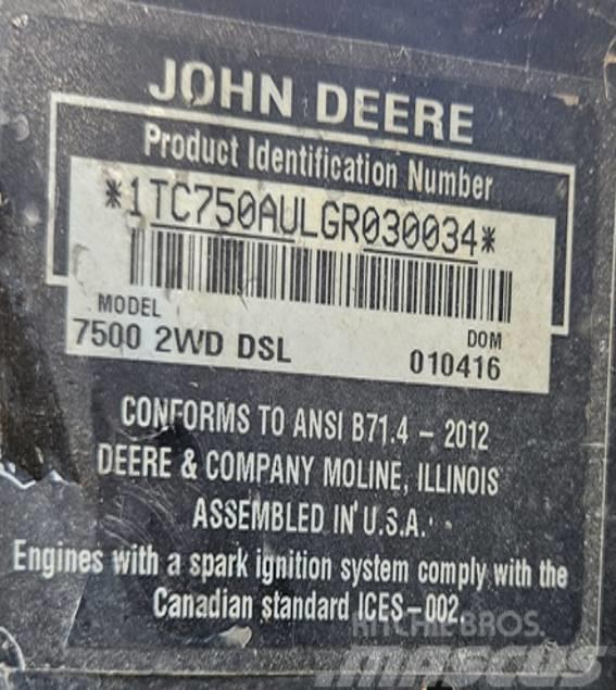 John Deere 7500 A Päältäajettavat ruohonleikkurit