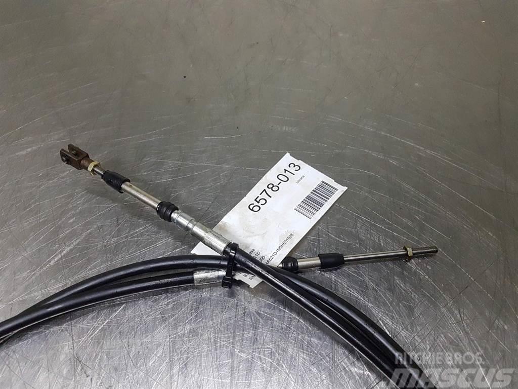 CASE 621D - Throttle cable/Gaszug/Gaskabel Alusta ja jousitus
