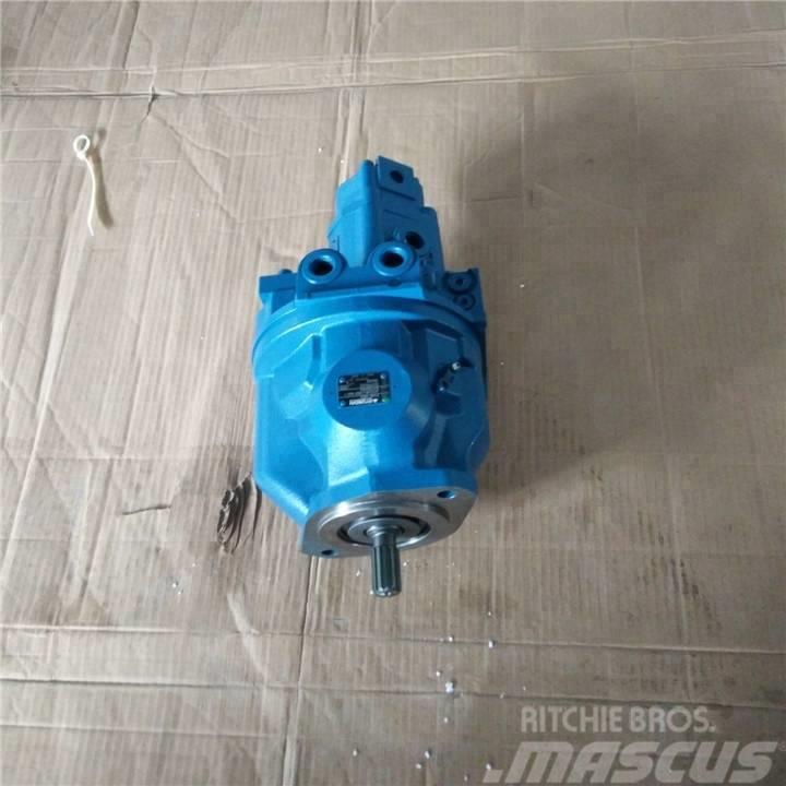 Hyundai R55-7 R60-7  hydraulic pump 31M8-10022 AP2D28 Vaihteisto